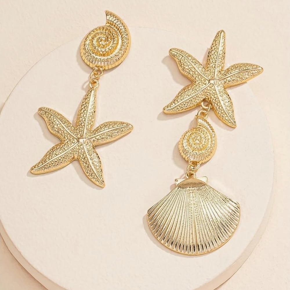 Gold Starfish and‎ Shell Dangle Earrings